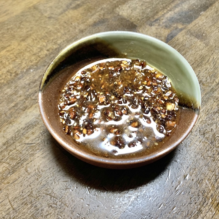 ごはんのお供 食べるにんにくラー油